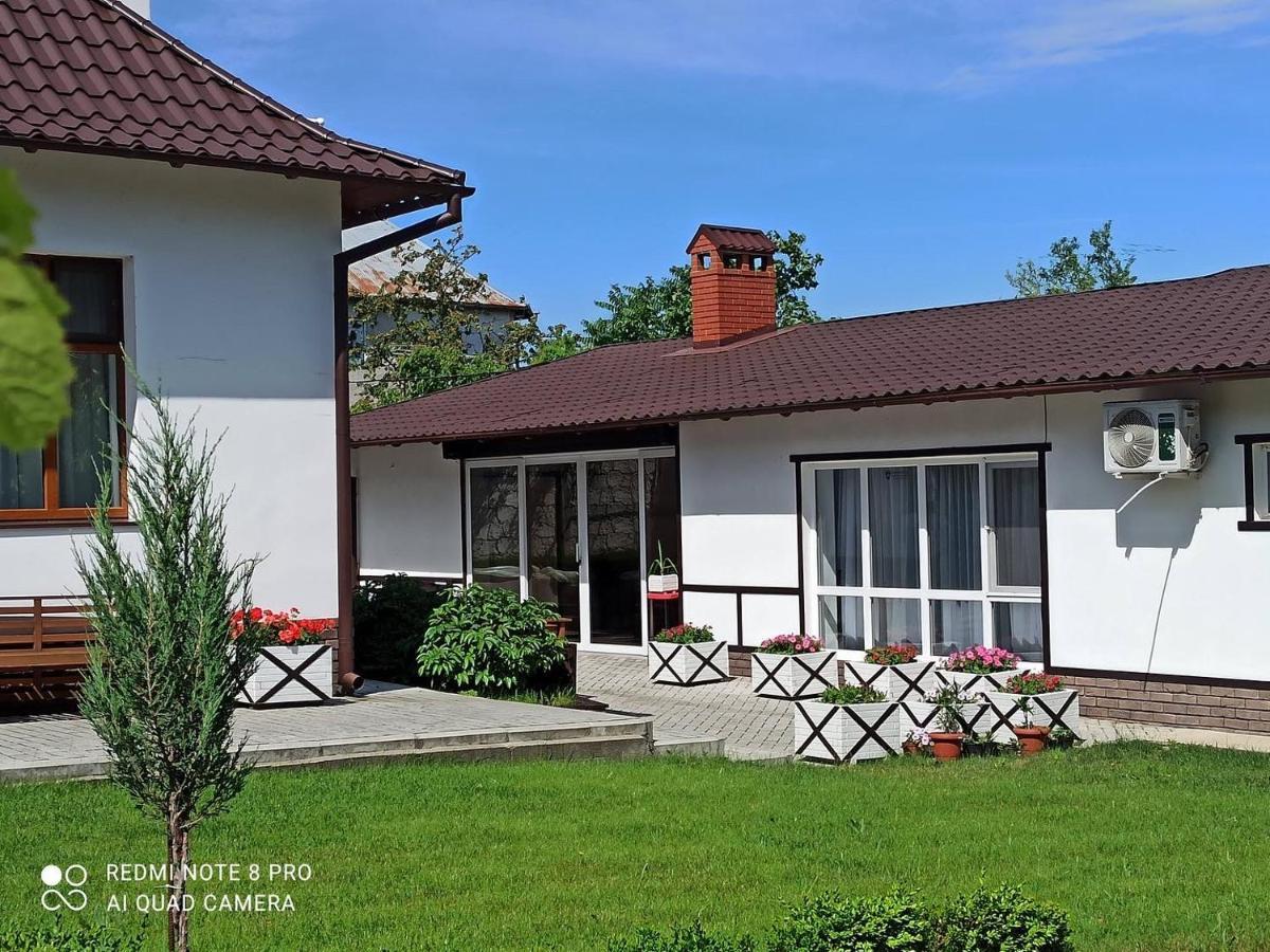 Экодом Hotel Bilhorod-Dnistrovskyy Ngoại thất bức ảnh
